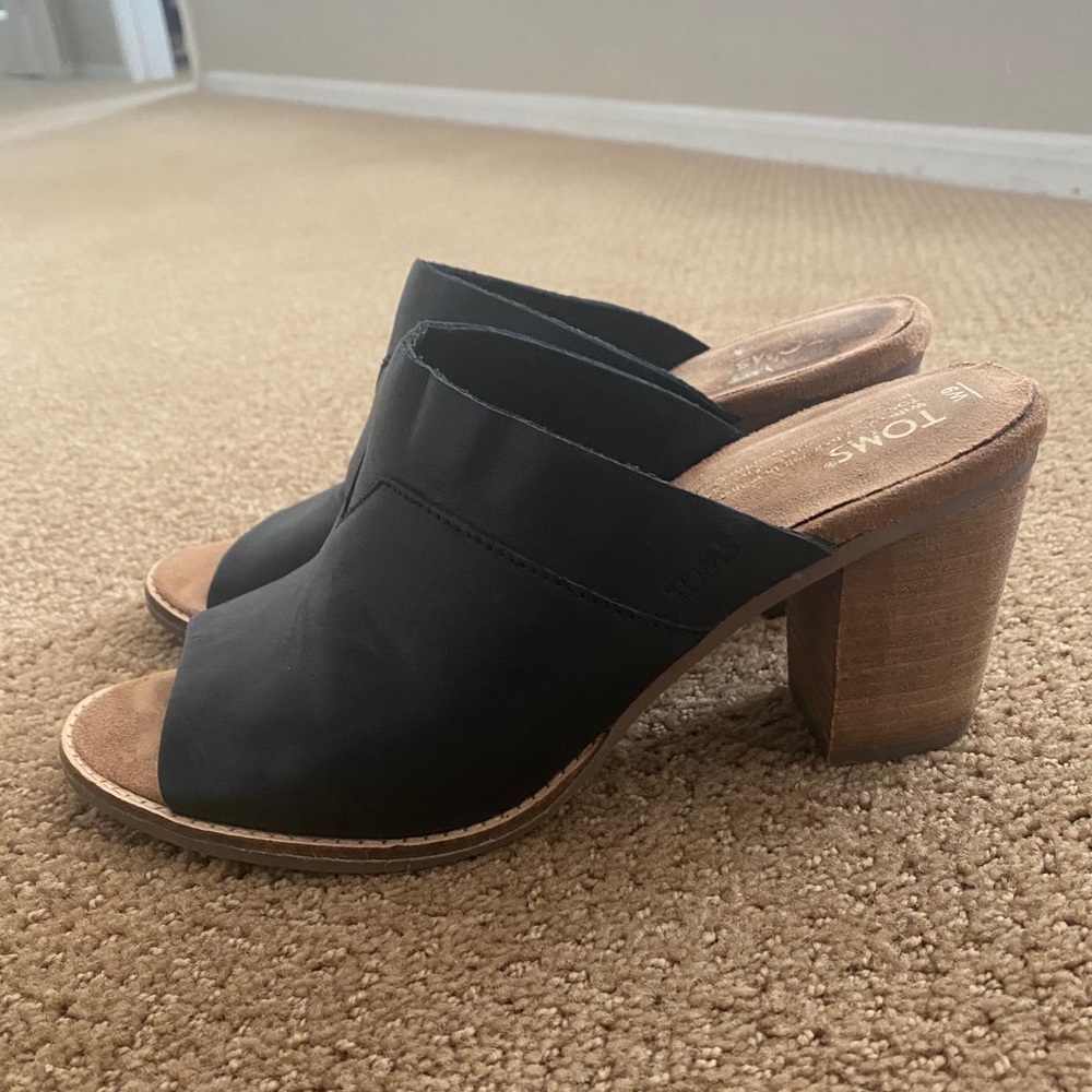 TOMS slip on sandals